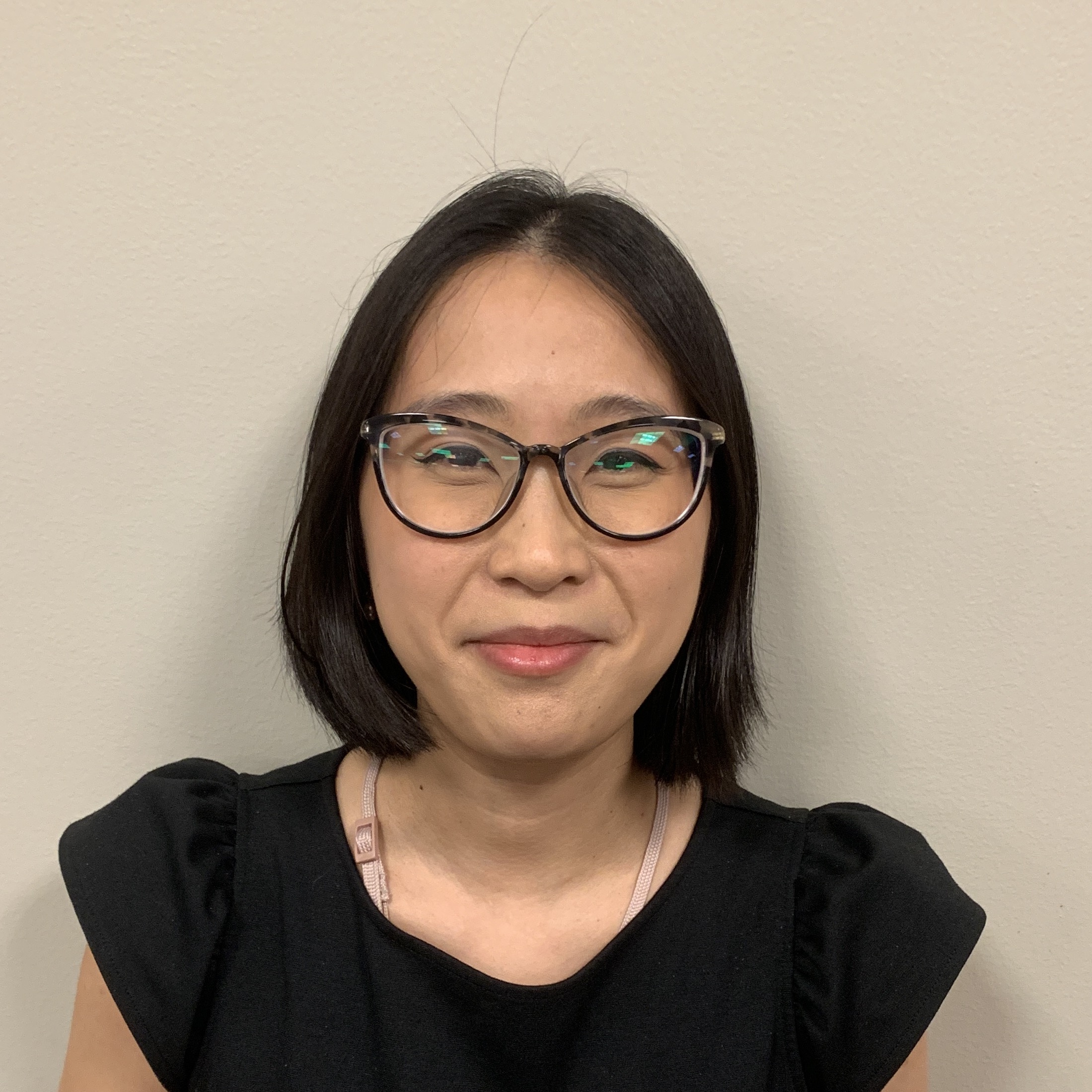 Portrait photo of Duangkamol Tantirungkij